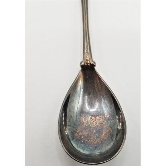 Vintage Royal Wilshire Silver Souvenir Spoon | 1982 Christmas Candle Design - Picture 6 of 8